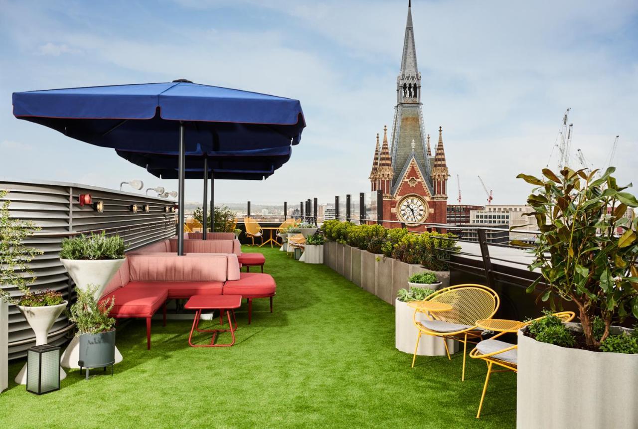 Hotel The Standard Londra Esterno foto The rooftop garden at the Standard London