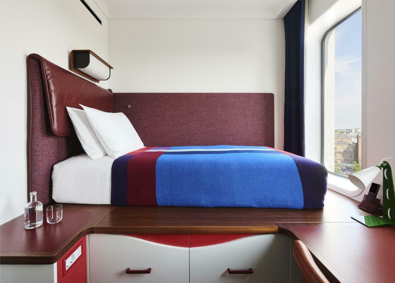 Hotel The Standard Londra Esterno foto A room at the hotel