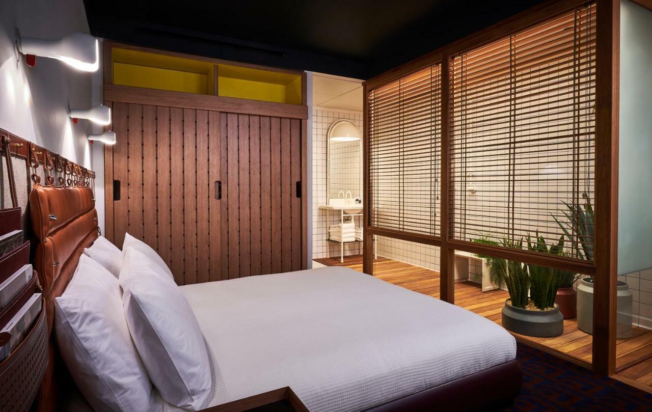 Hotel The Standard Londra Esterno foto A room at the hotel